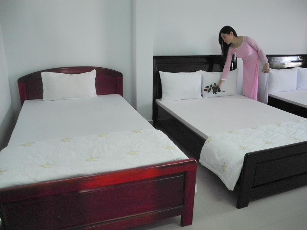 Nam Hong Hotel Нячанг Номер фото