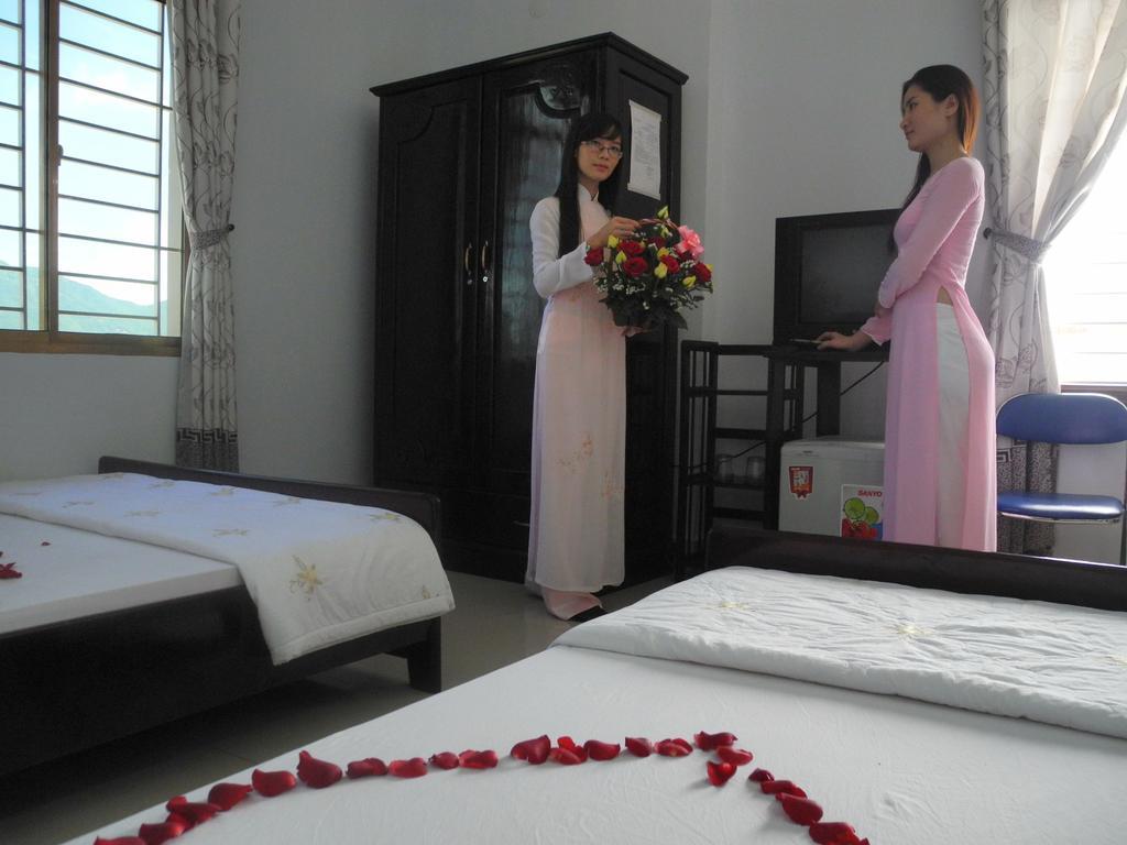 Nam Hong Hotel Нячанг Номер фото